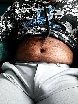 DesiBlackBull's cam snapshot