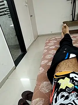 GUJJU_GUJARATI's cam snapshot