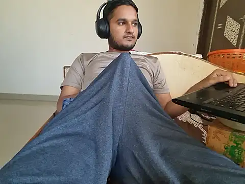 young-hairy-jon's cam snapshot