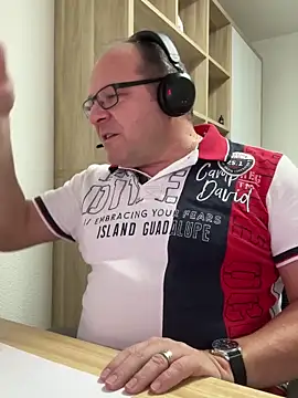 coupleLatinaLovers live sex cam