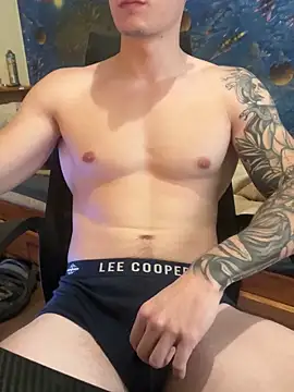 fronkie9384's cam snapshot