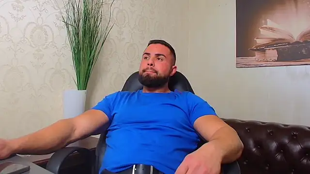 HayesWood's cam snapshot