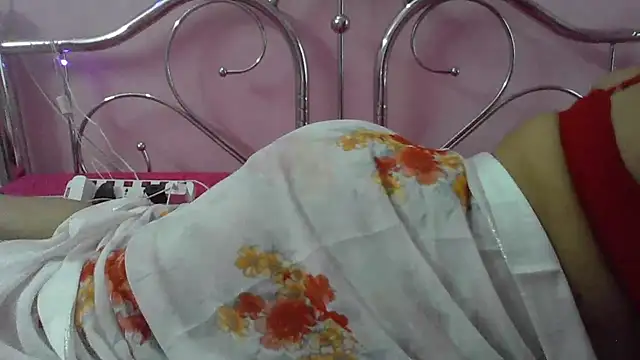 cute_lailaa's cam snapshot