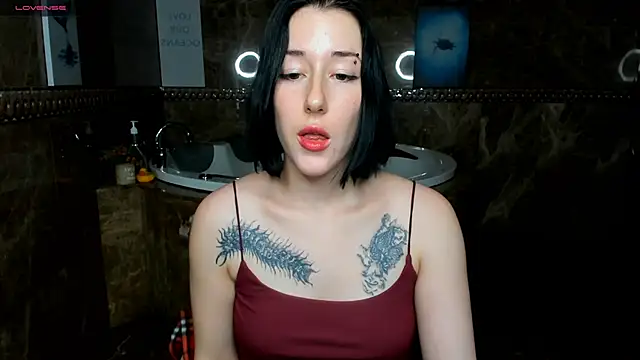 adell_berry's cam snapshot