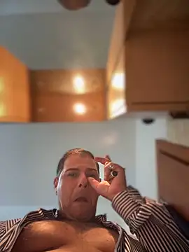 SecretlyDD live sex cam