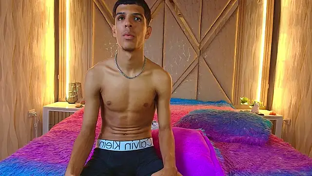 Hotcouple_222's cam snapshot