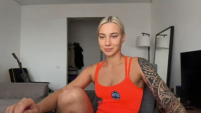 AnneBall live sex cam