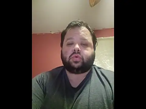 Strongbutgentle36 live sex cam