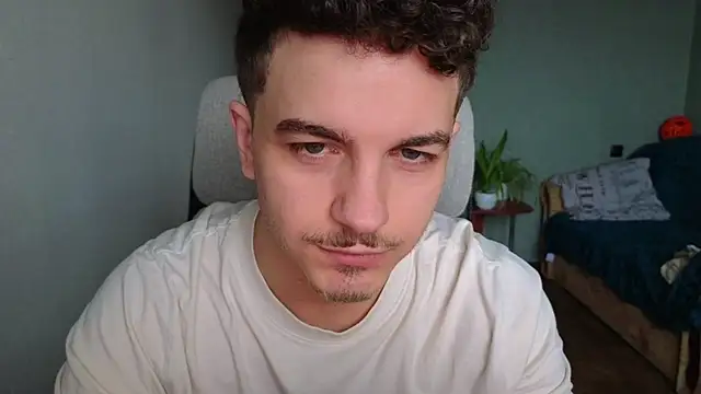 Remy_Miles live sex cam