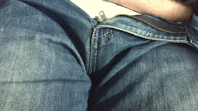 hairyandtiny's cam snapshot