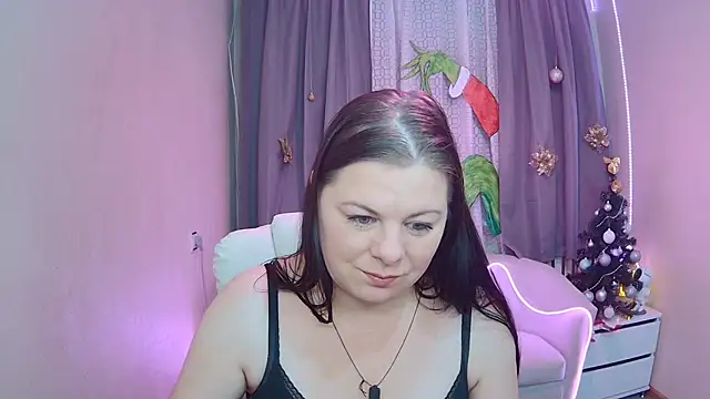 BritneyRaine live sex cam