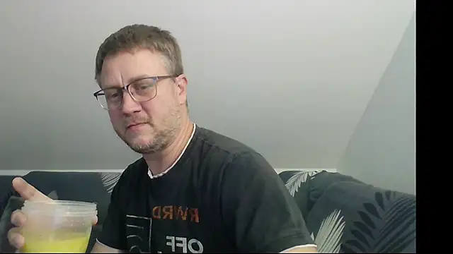 Dracula6543's cam snapshot