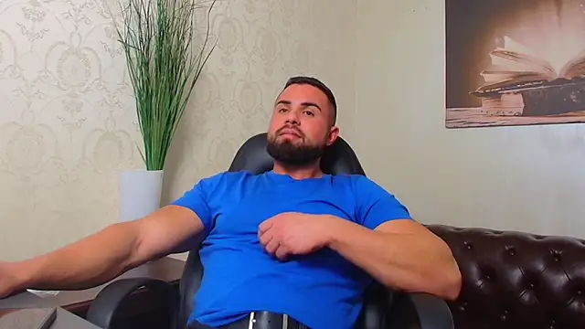 HayesWood's cam snapshot