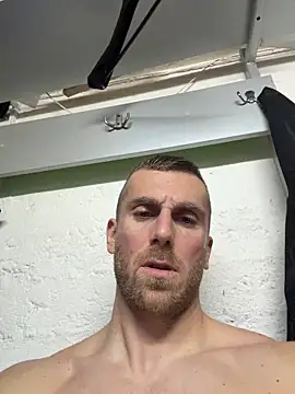 trainwithme's cam snapshot