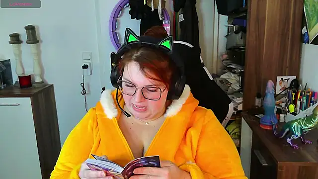 Chrissiosaurus live sex cam