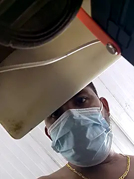 keri_huththa live sex cam