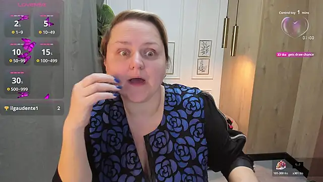 ScarlettSoft live sex cam