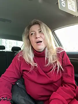 LizaTits live sex cam