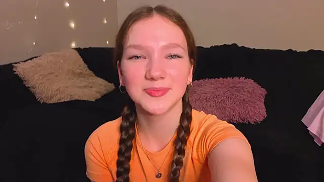 MelvinaEbner live sex cam