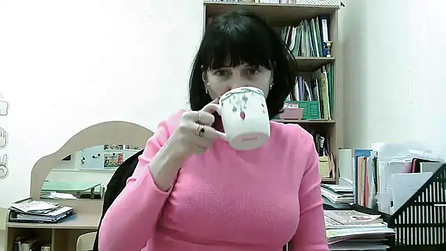 Viknika live sex cam