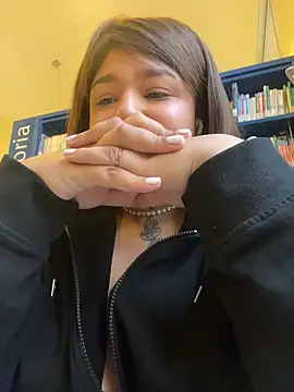 SashaLiciosa_ live sex cam