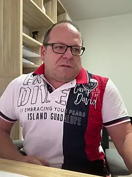 coupleLatinaLovers live sex cam