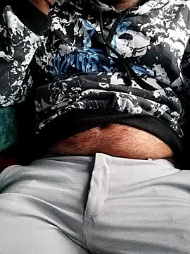 DesiBlackBull live sex cam