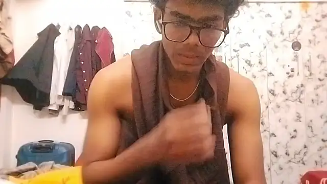Rahulisagoodguy live sex cam