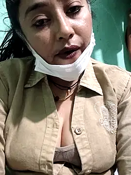 Piya_Bakshi's cam snapshot