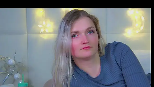 AnnyRaii's cam snapshot