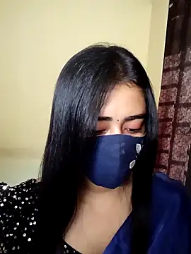 Quinn_SAHIBAA's cam snapshot