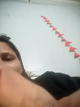 Ariana101's cam snapshot