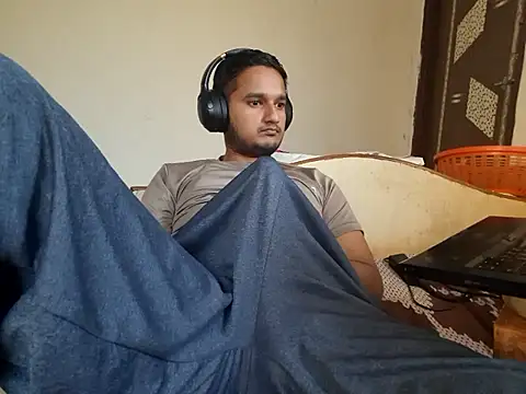 young-hairy-jon's cam snapshot