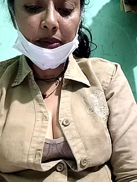 Piya_Bakshi's cam snapshot