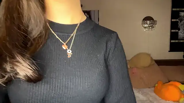 EmmaJonse live sex cam