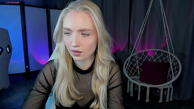 TessaGrays's cam snapshot