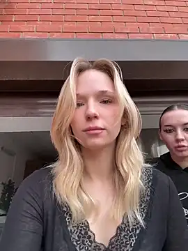 RollDolls's cam snapshot