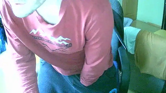 dado-hot12's cam snapshot