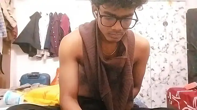 Rahulisagoodguy's cam snapshot