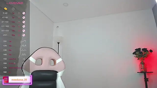 meedussa_20_ live sex cam