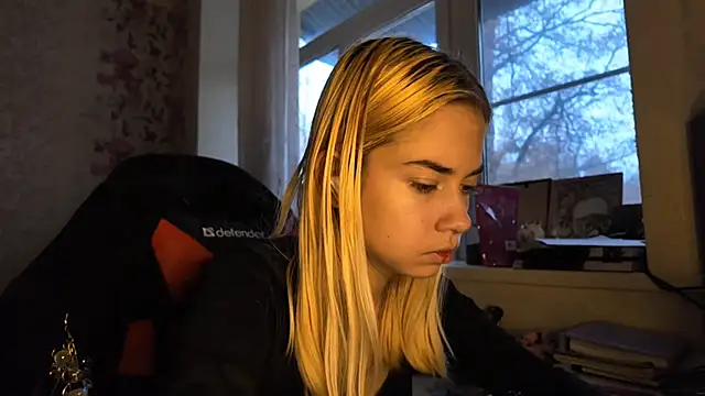 Witching_Moon live sex cam