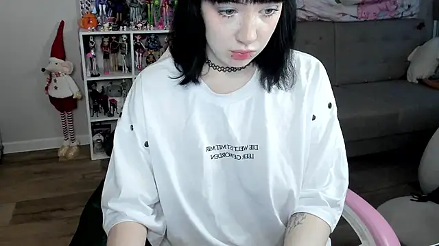 SweetieMollyy's cam snapshot