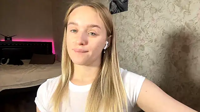 ElisabetLorney's cam snapshot