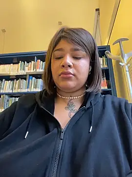 SashaLiciosa_'s cam snapshot