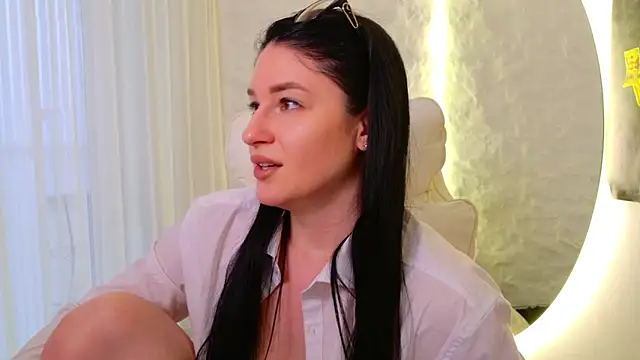 moniqque's cam snapshot