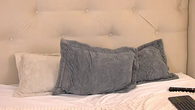 VickiBanx's cam snapshot