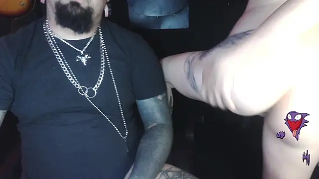 Da_Dark_Room's cam snapshot