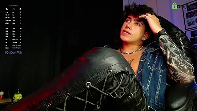 LyleBennett_'s cam snapshot