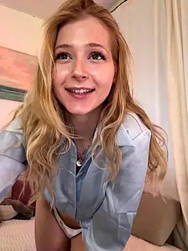 LunaRase live sex cam