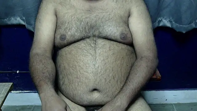 hairysubcub_70's cam snapshot